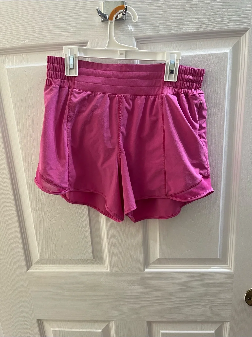 Lululemon Pink Hotty Hot 4” HR Shorts